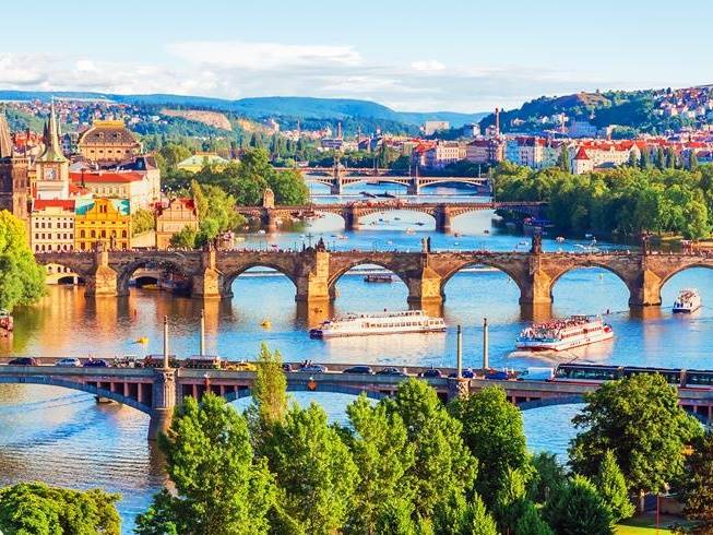 Praag - uitzicht over de Donau